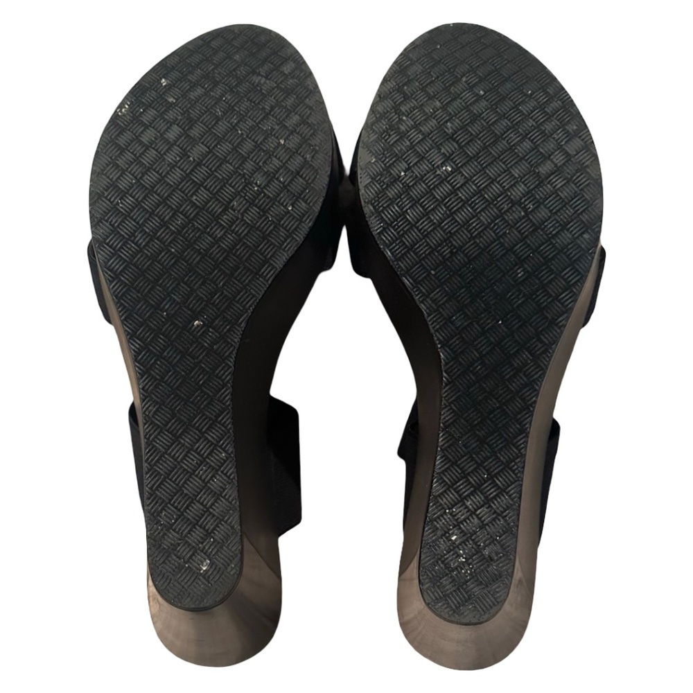 Charles by Charles David Platform Wedge Sandal - Picture 4 of 4
